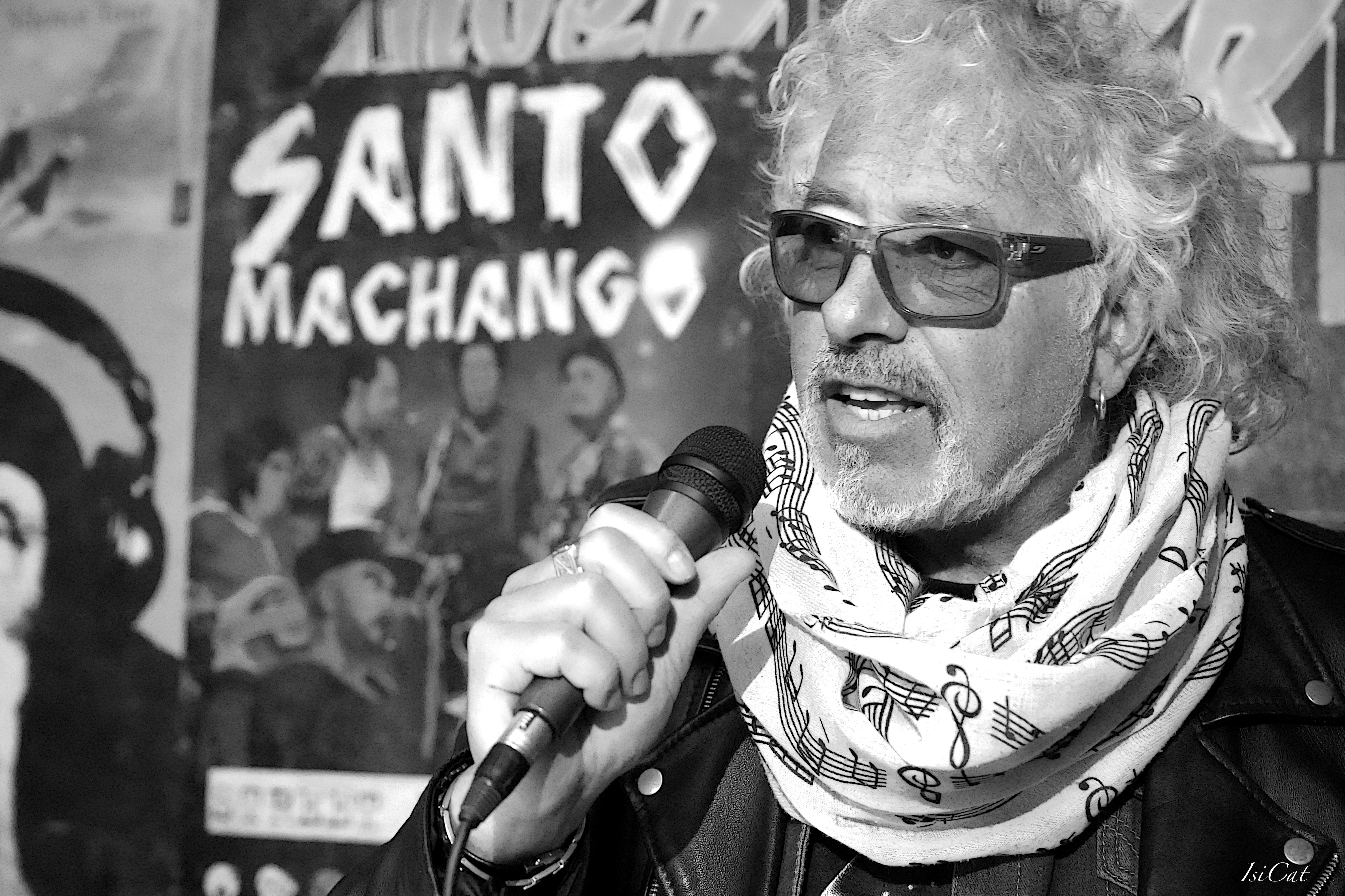 Acoustic Fire artiste interprète guitare voix